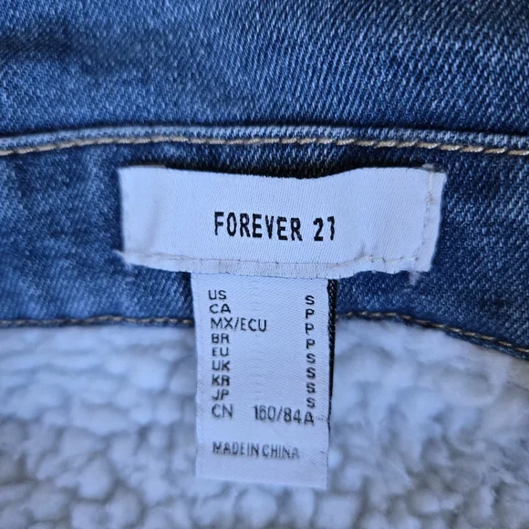 Forever 21 Women's Size S Oversized Ombre Premium Denim Sherpa Lined Jacket Warm - Picture 6 of 15